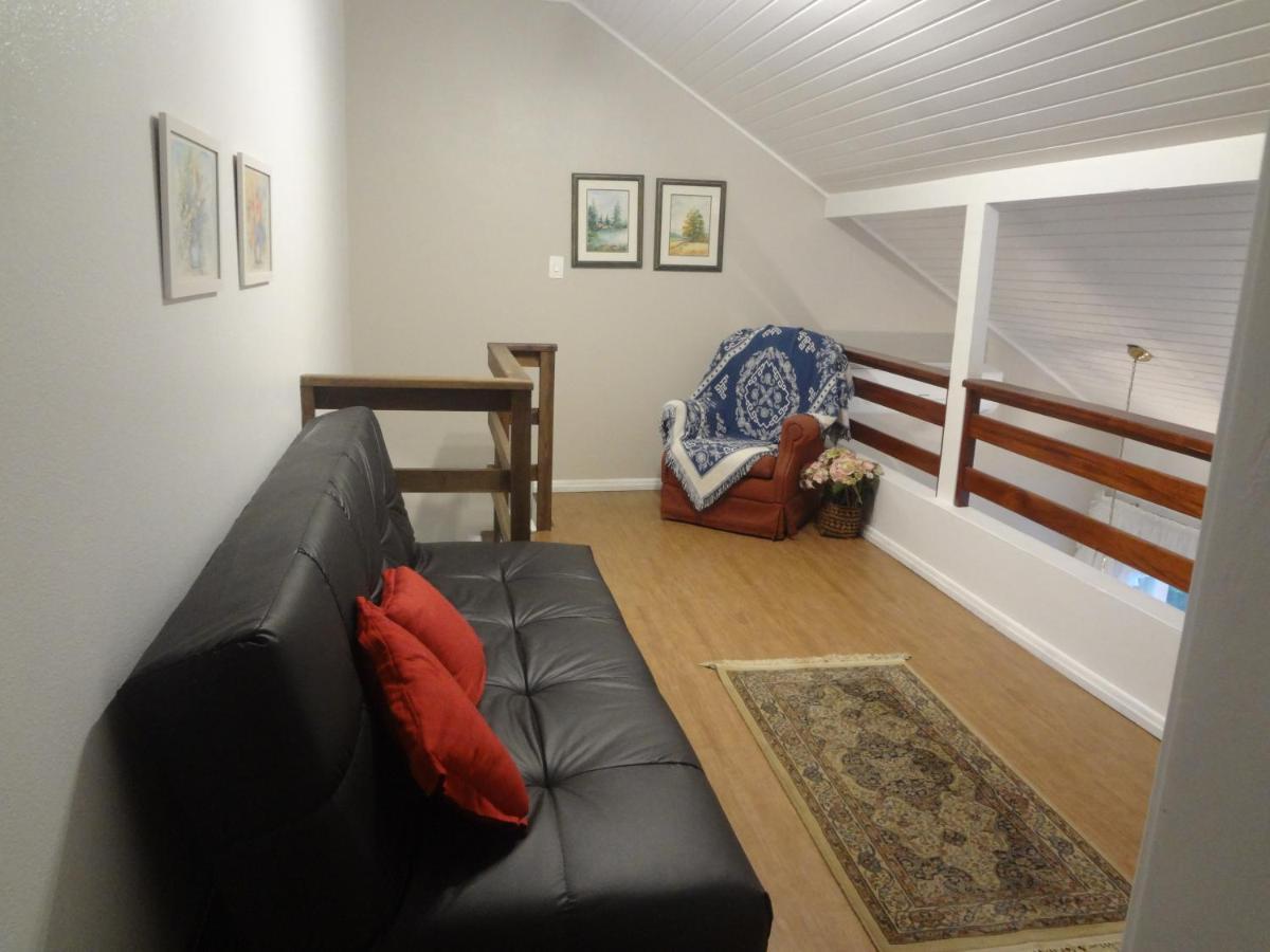 Aconchegante Duplex Para 6 Pessoas Gramado Bagian luar foto